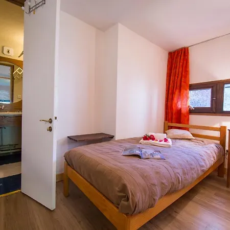 Apartament Sainte-foy-l'argentiere Sleeps 4 T454437